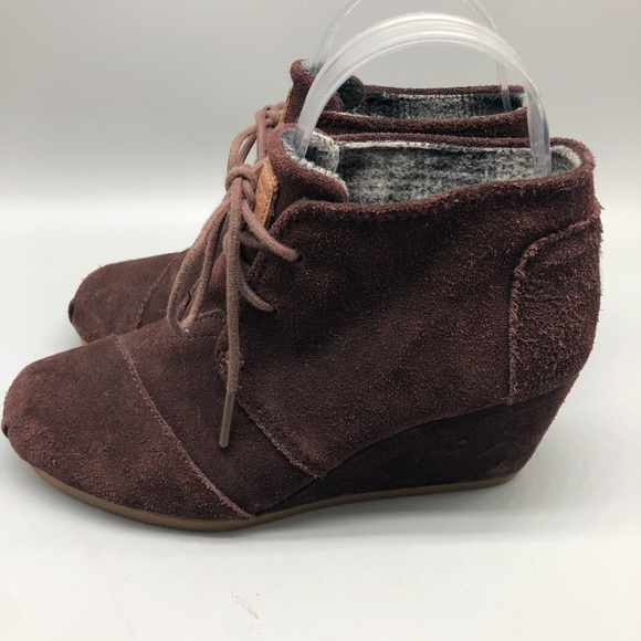 Tom’s brown desert suede lace-up wedge booties - Picture 4 of 7